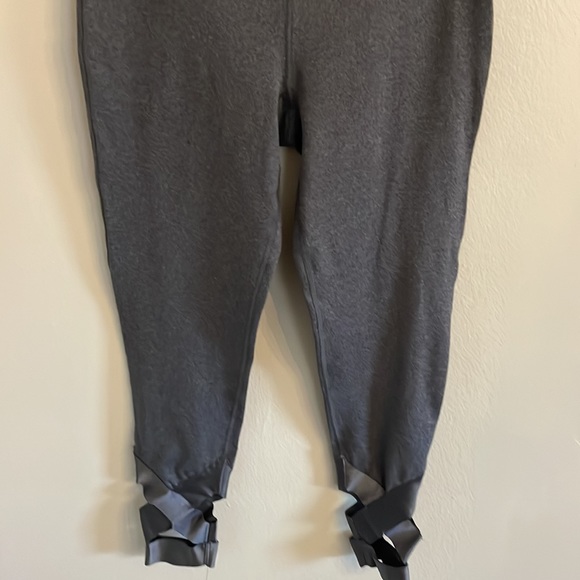 Betsey Johnson performance leggings crop - Picture 3 of 10